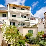 Appartement Dvor Makarska